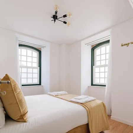 Stays Martim Moniz * Lisbon
